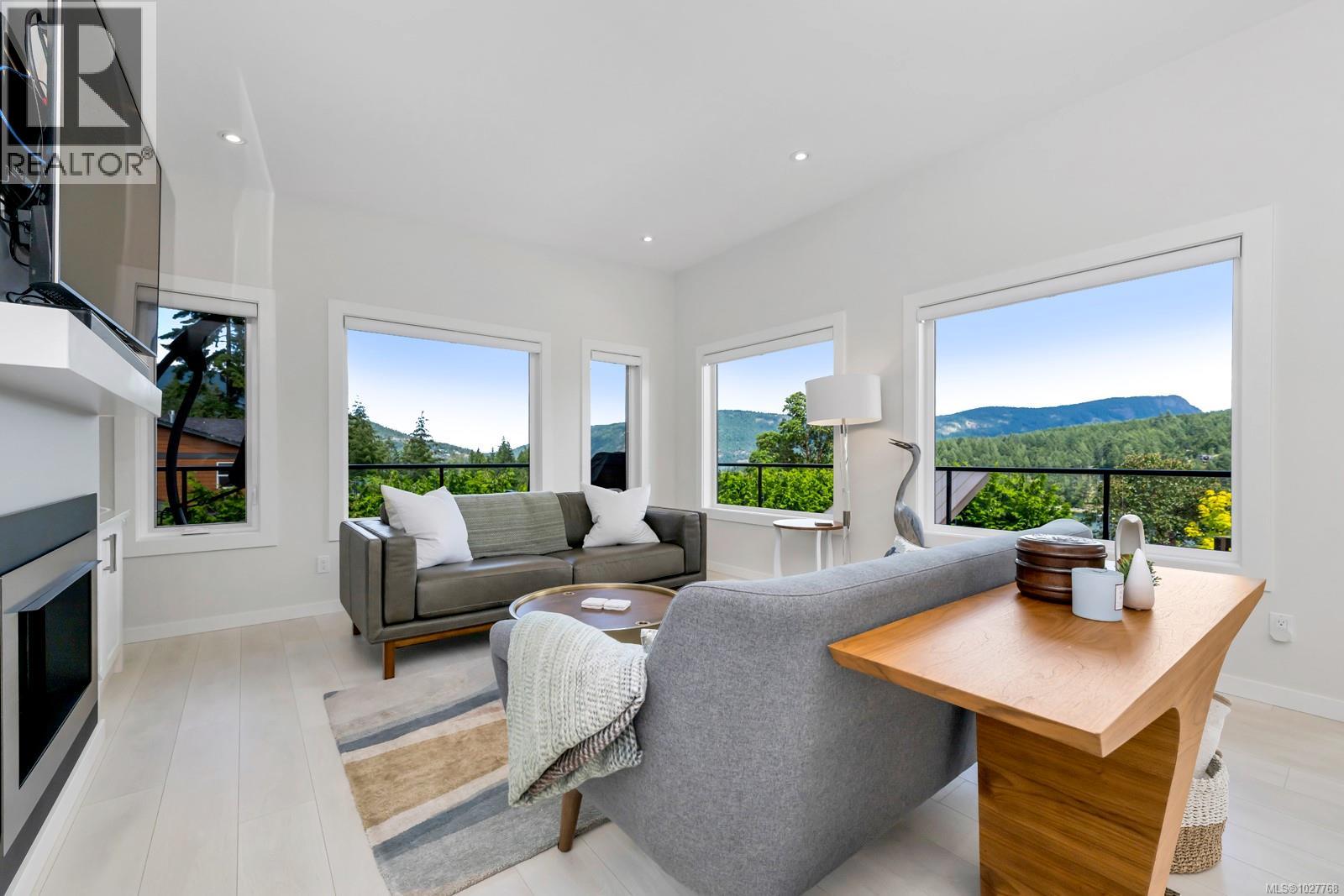 23 & 24 1060 Shore Pine Close, Duncan