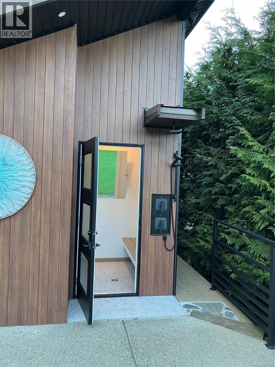 23 & 24 1060 Shore Pine Close, Duncan