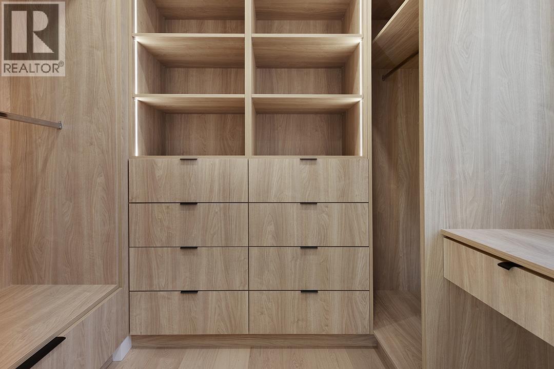 3742 YUKON STREET, Vancouver