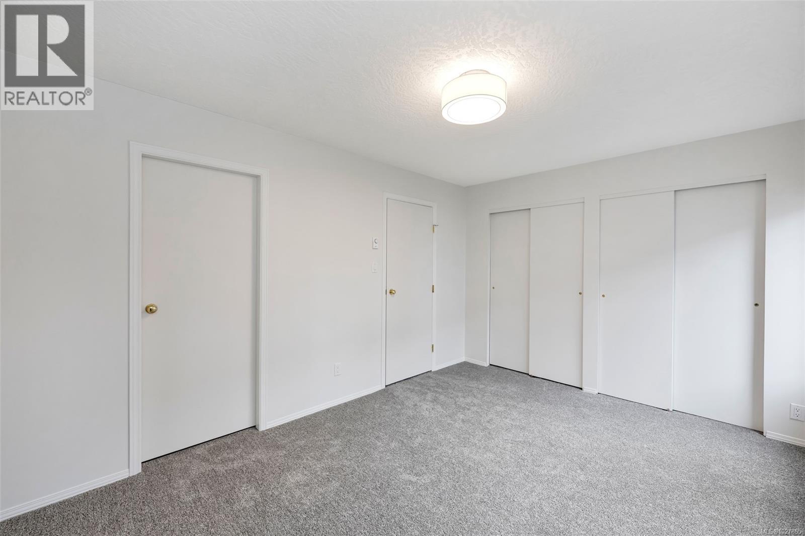 4 930 North Park St, Victoria