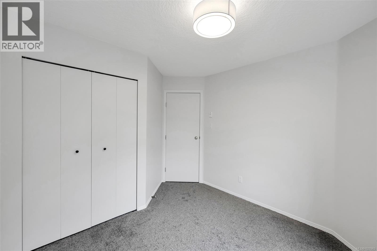 4 930 North Park St, Victoria