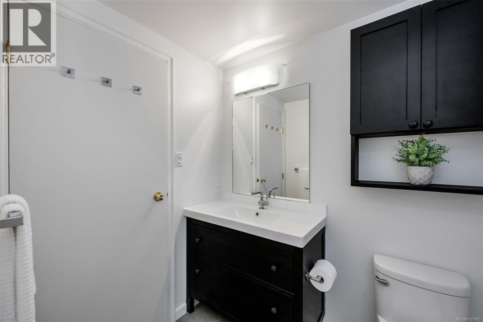 4 930 North Park St, Victoria