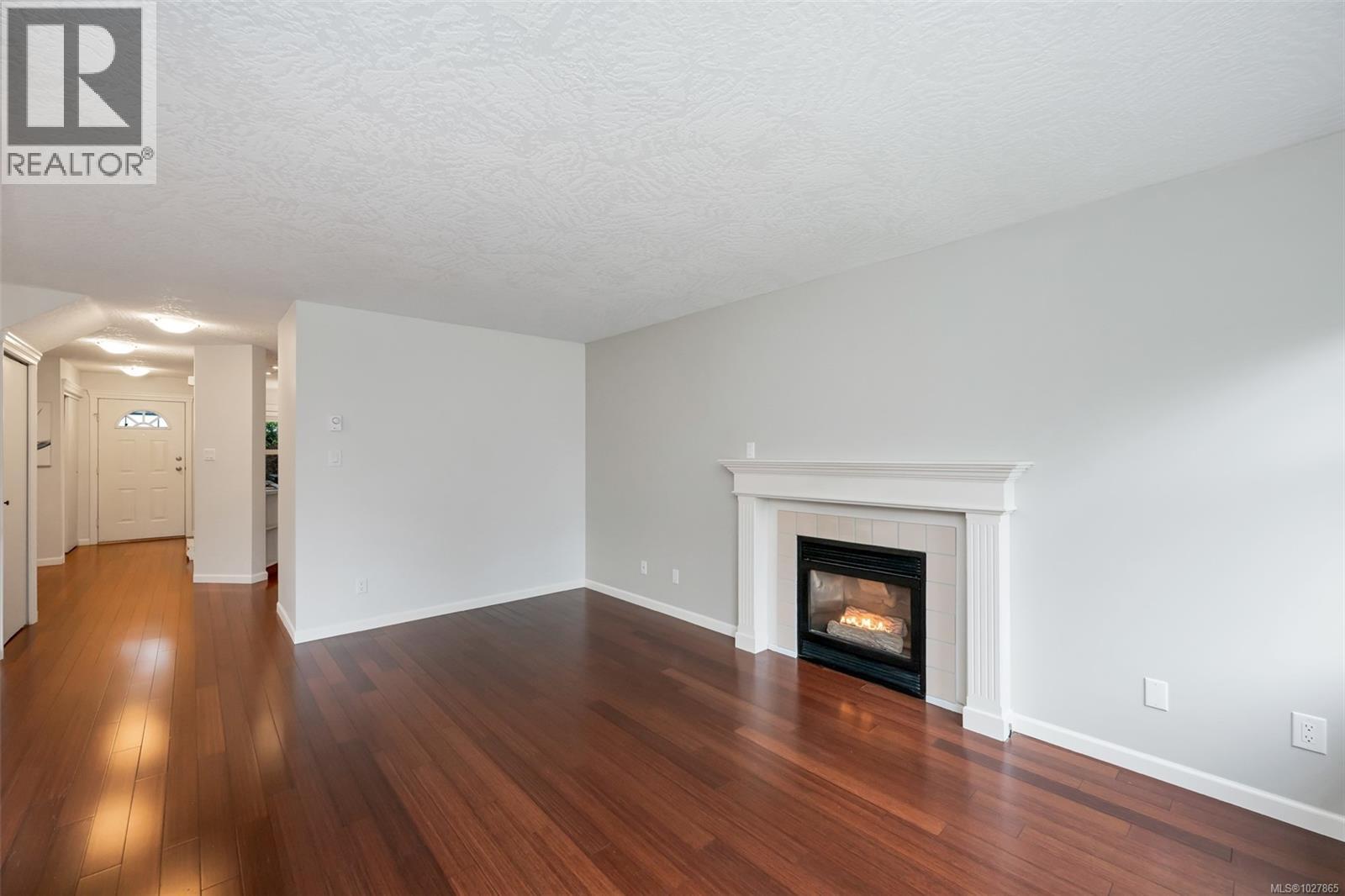 4 930 North Park St, Victoria