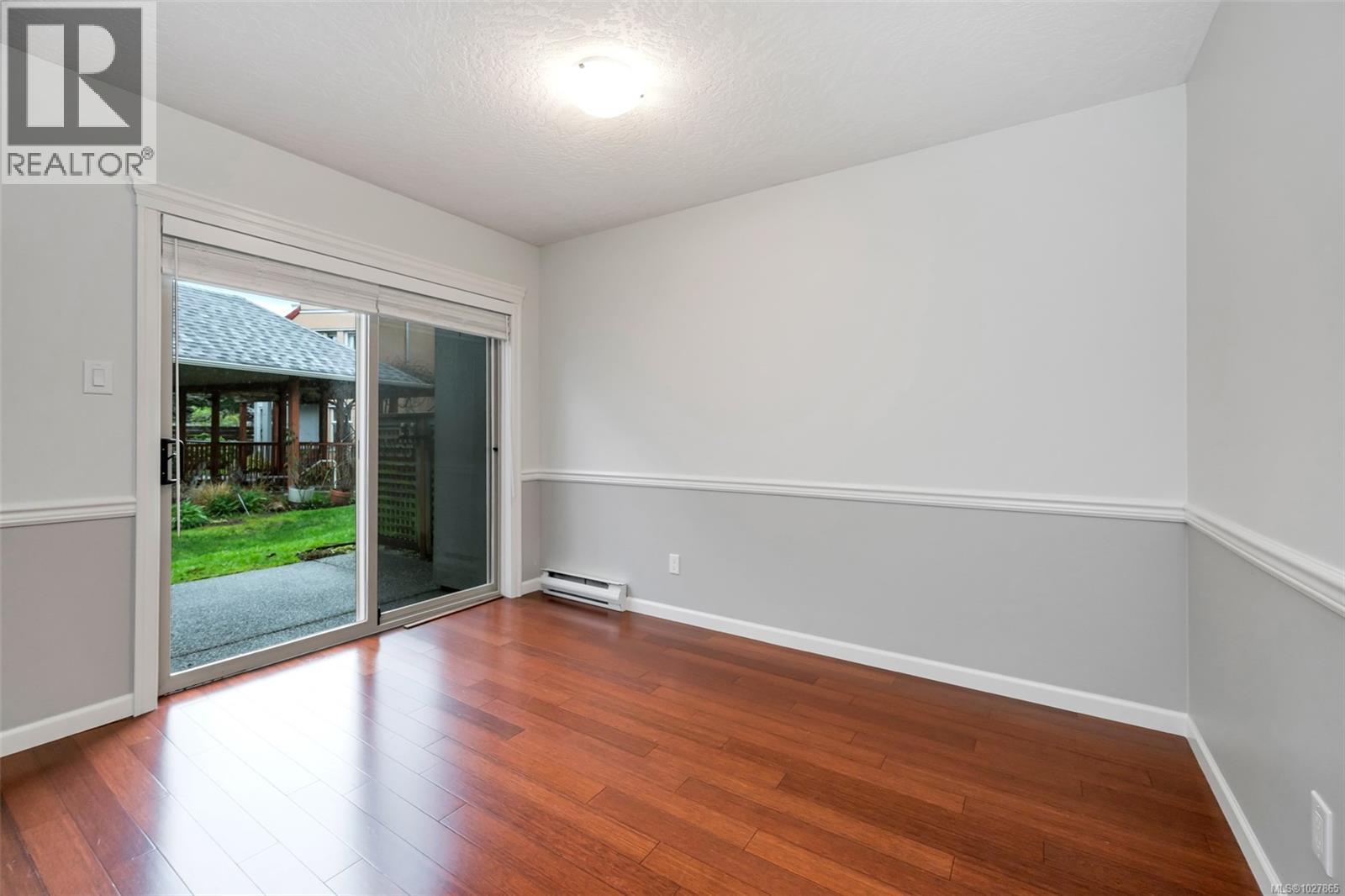 4 930 North Park St, Victoria