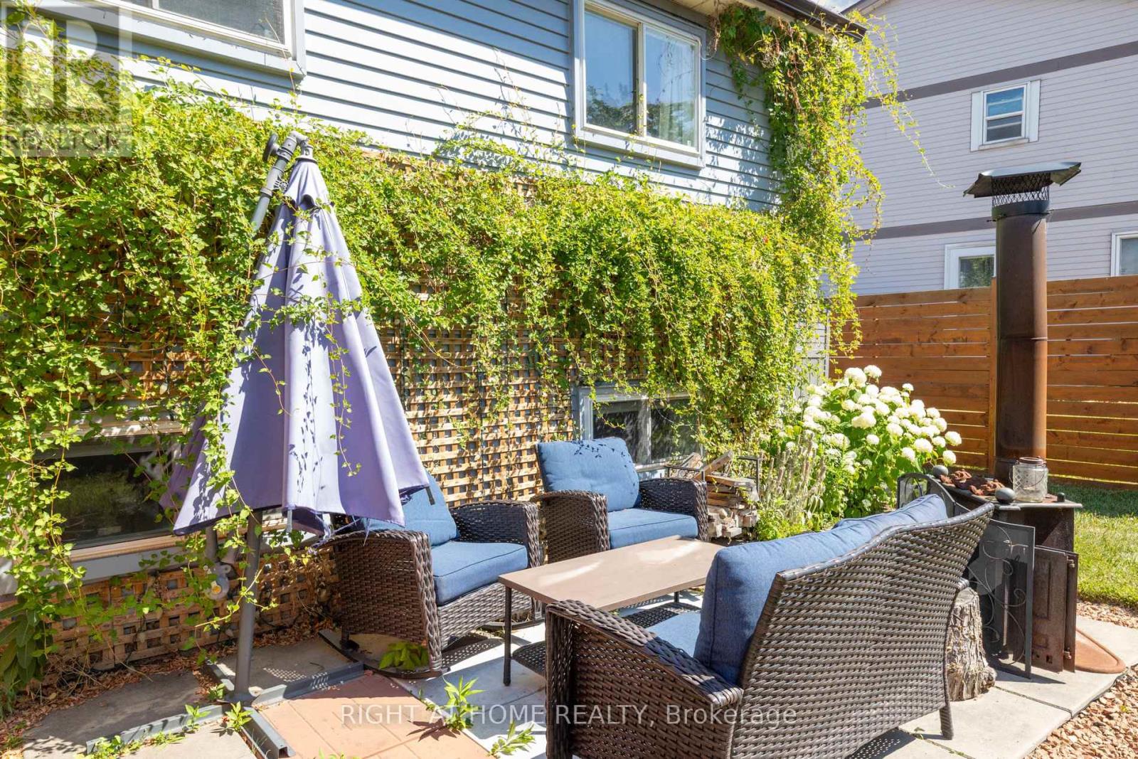 403 CHANDOS COURT - 28