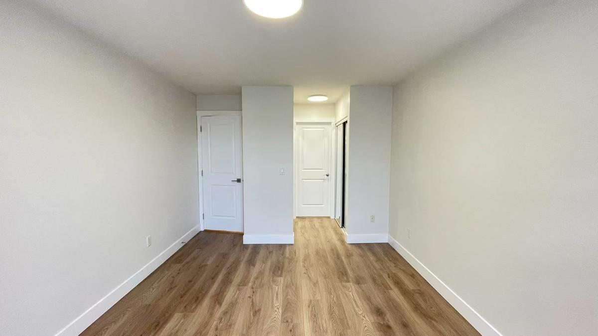 19478 65 AVE, Surrey