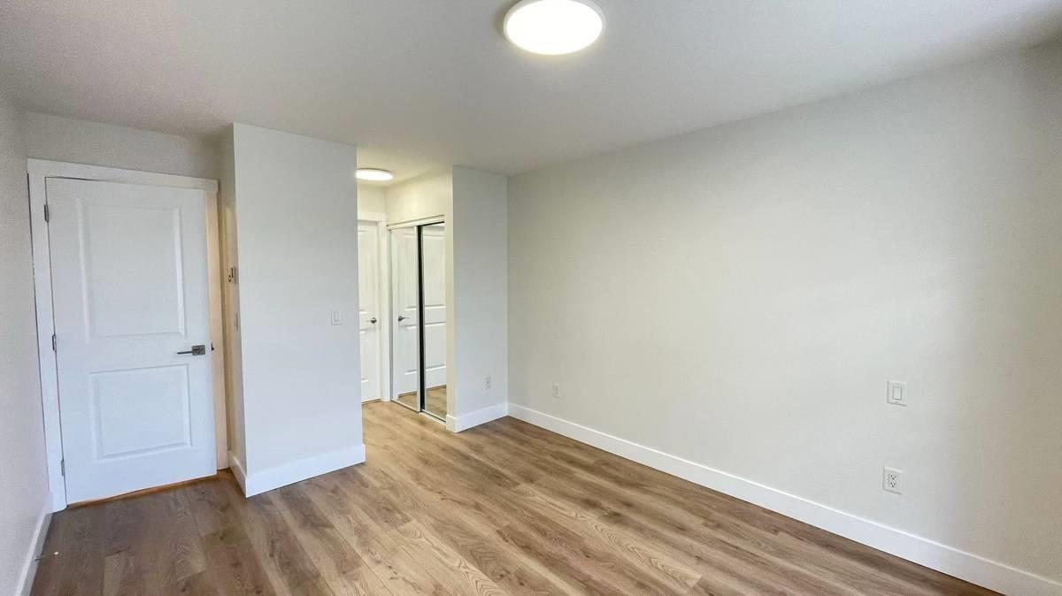 19478 65 AVE, Surrey