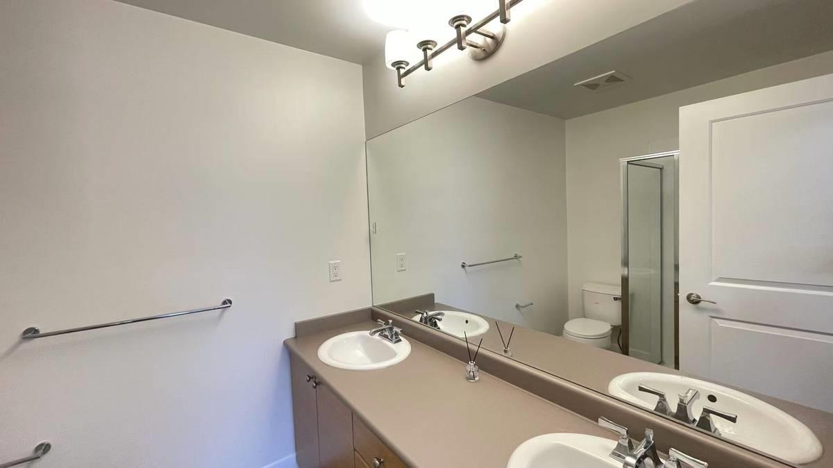 19478 65 AVE, Surrey