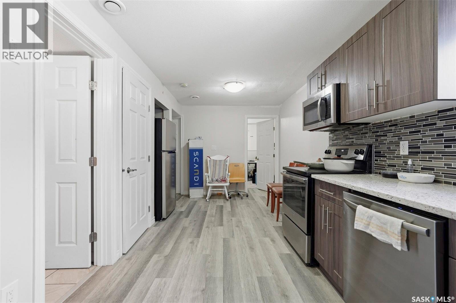 911 Hunter ROAD - 24