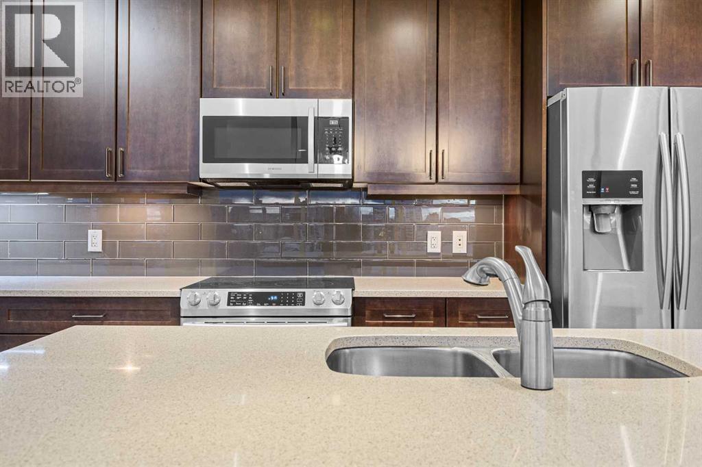 
          211 13 Avenue Southeast
            <br/>
            <span>Calgary</span>
            , 
            <span>AB</span>
             <span>T2G1E1</span>
         - Photo 15