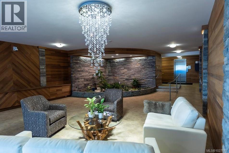 301 2930 Cook Street, Victoria