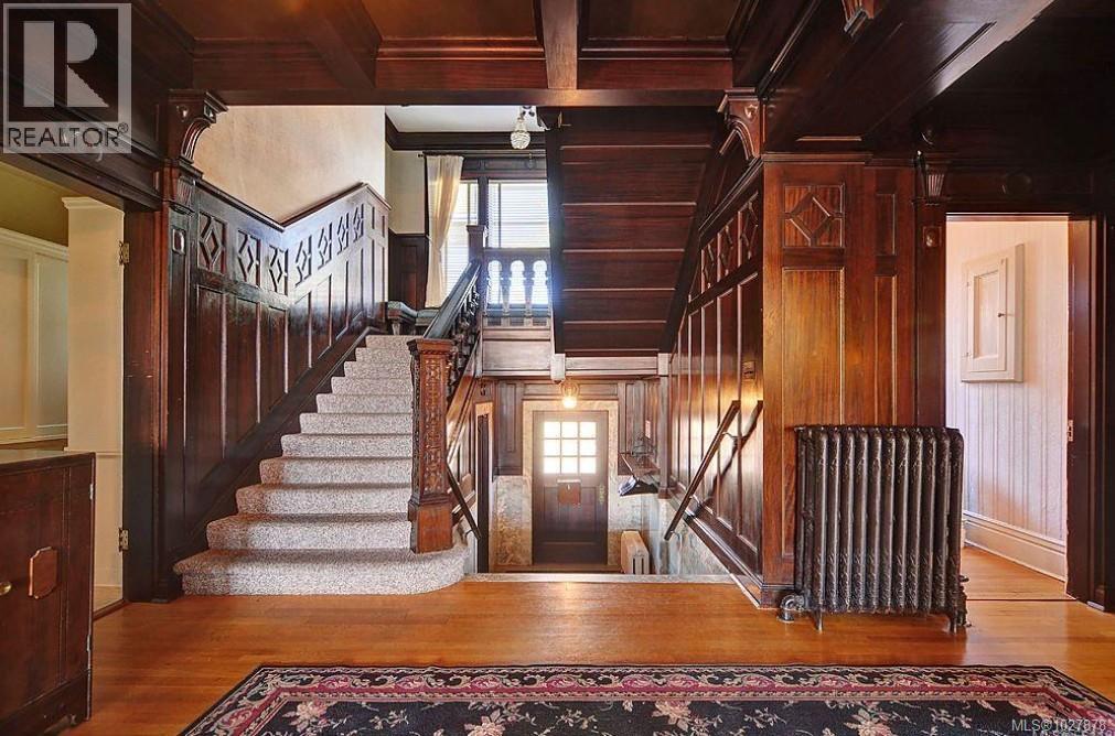 301 2930 Cook Street, Victoria