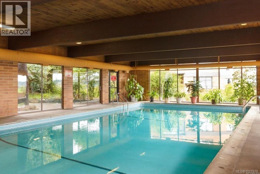 301 2930 Cook Street, Victoria