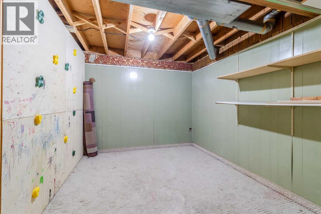 38 Ogden Avenue, Red Deer