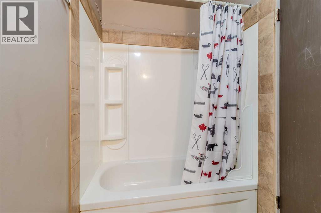 38 Ogden Avenue, Red Deer