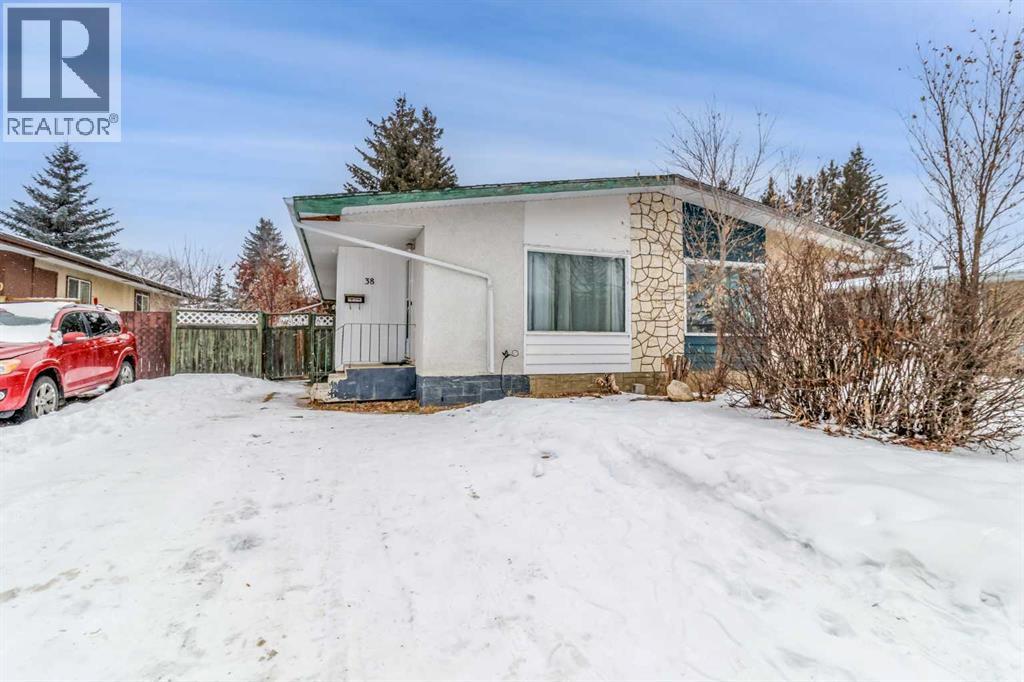 38 Ogden Avenue, Red Deer