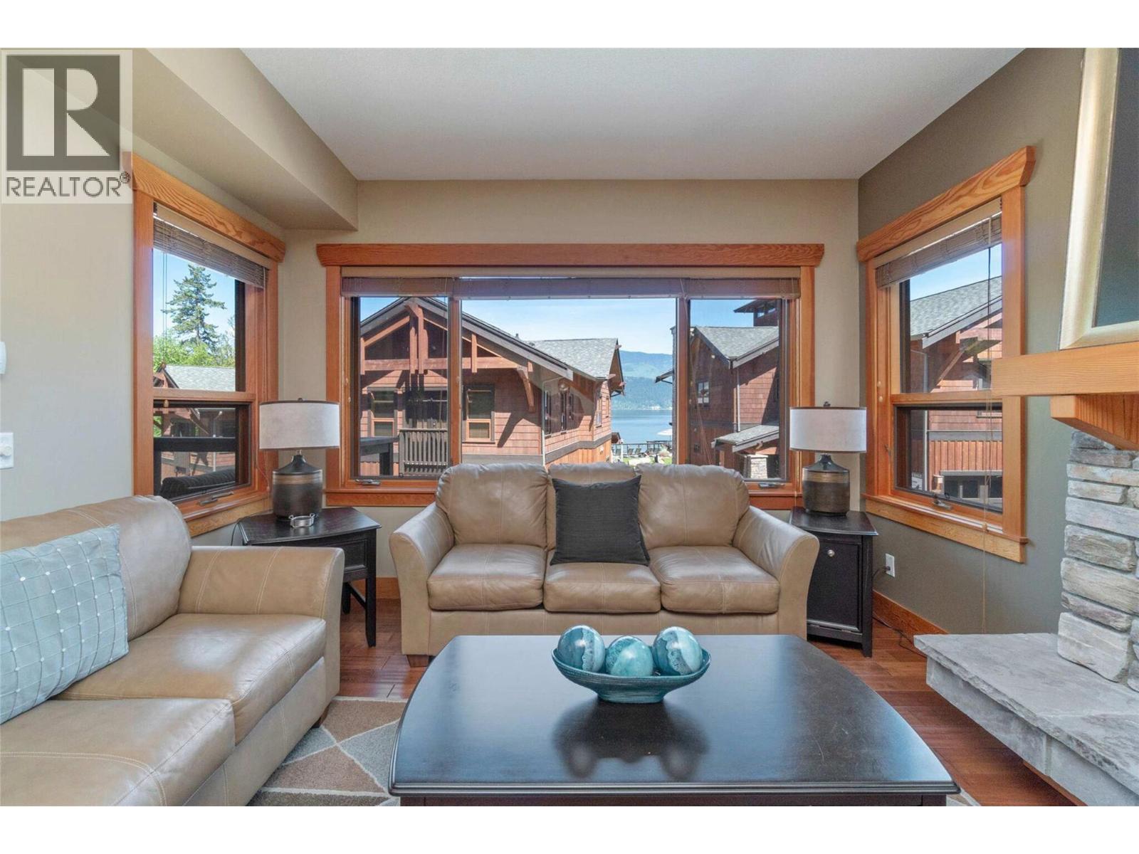 2479 Eagle Bay Road Unit# 14, Blind Bay