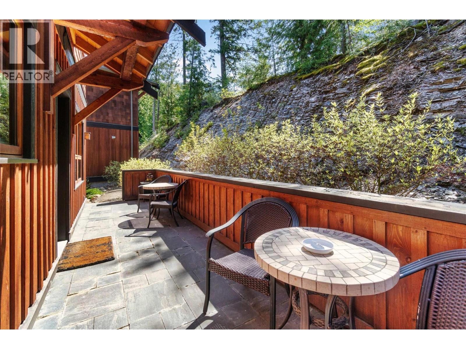 2479 Eagle Bay Road Unit# 14, Blind Bay