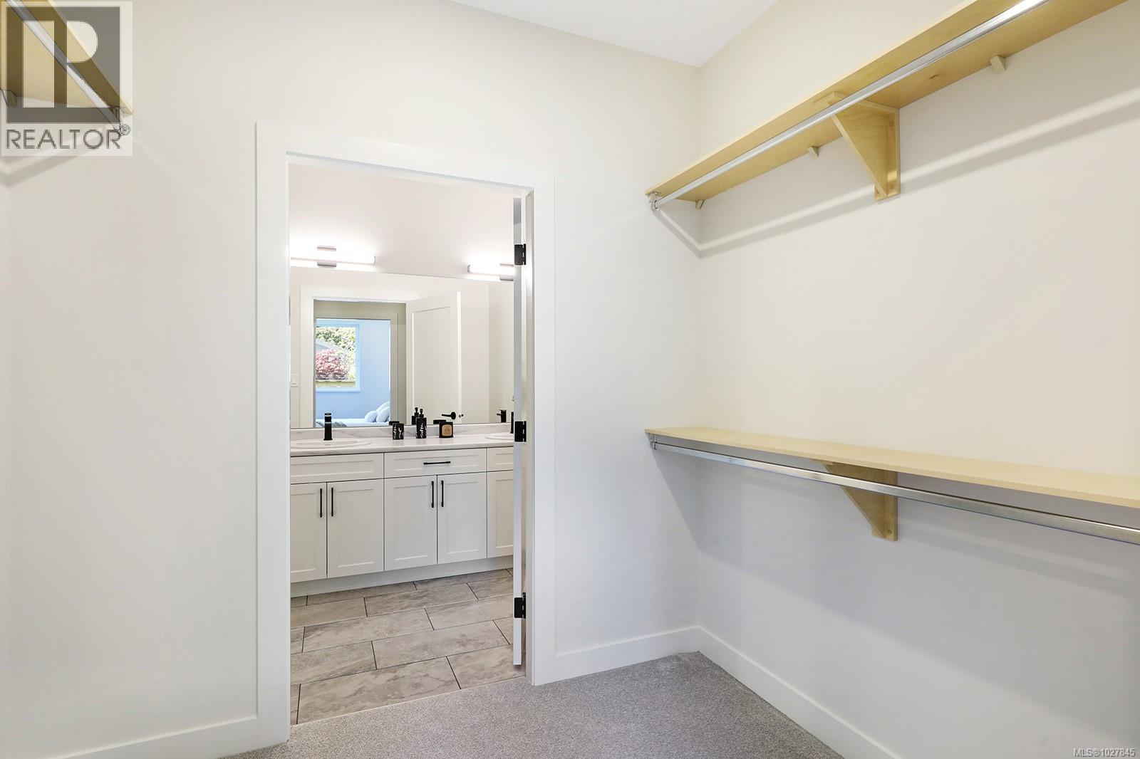 20 1505 Croation Rd, Campbell River