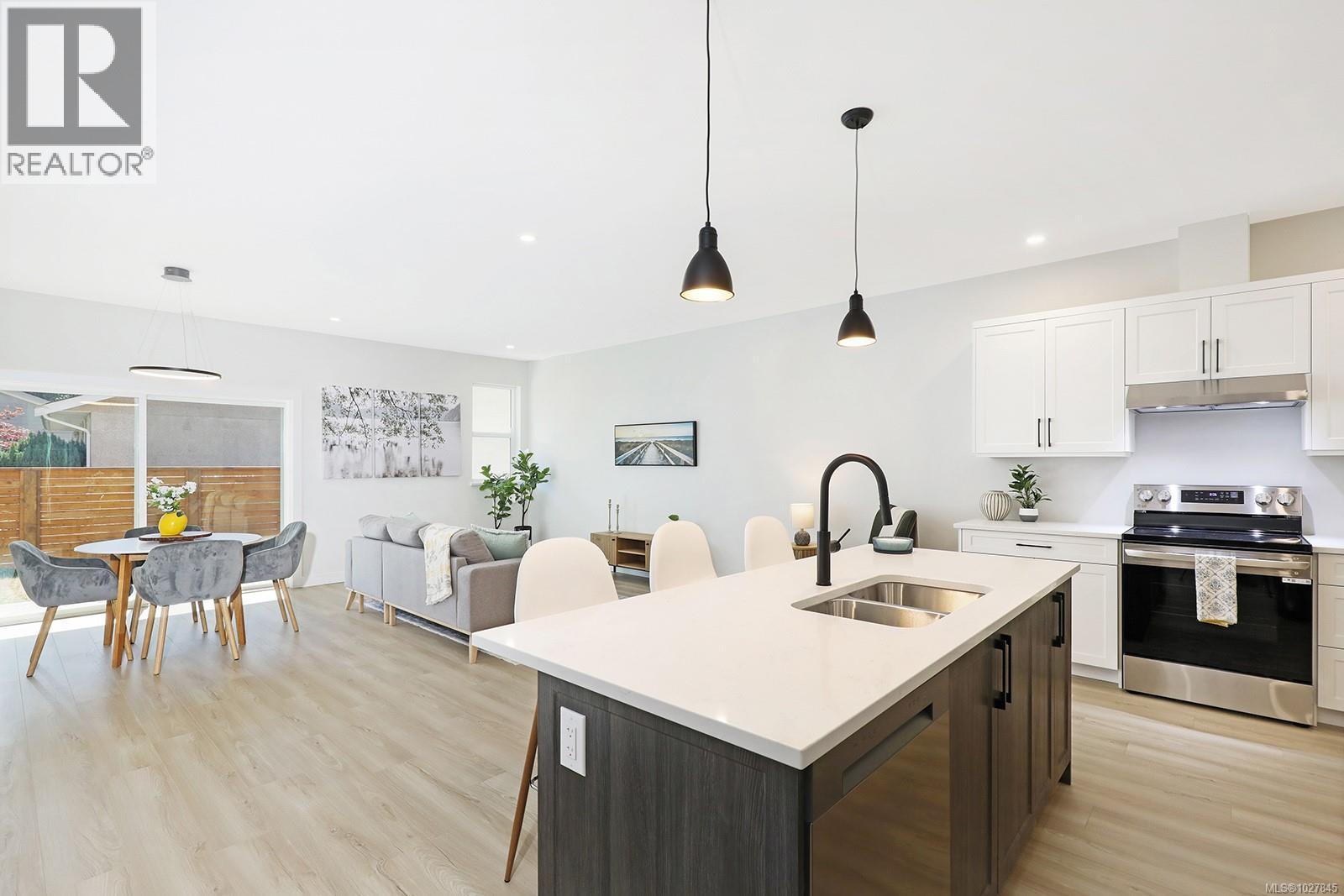 20 1505 Croation Rd, Campbell River