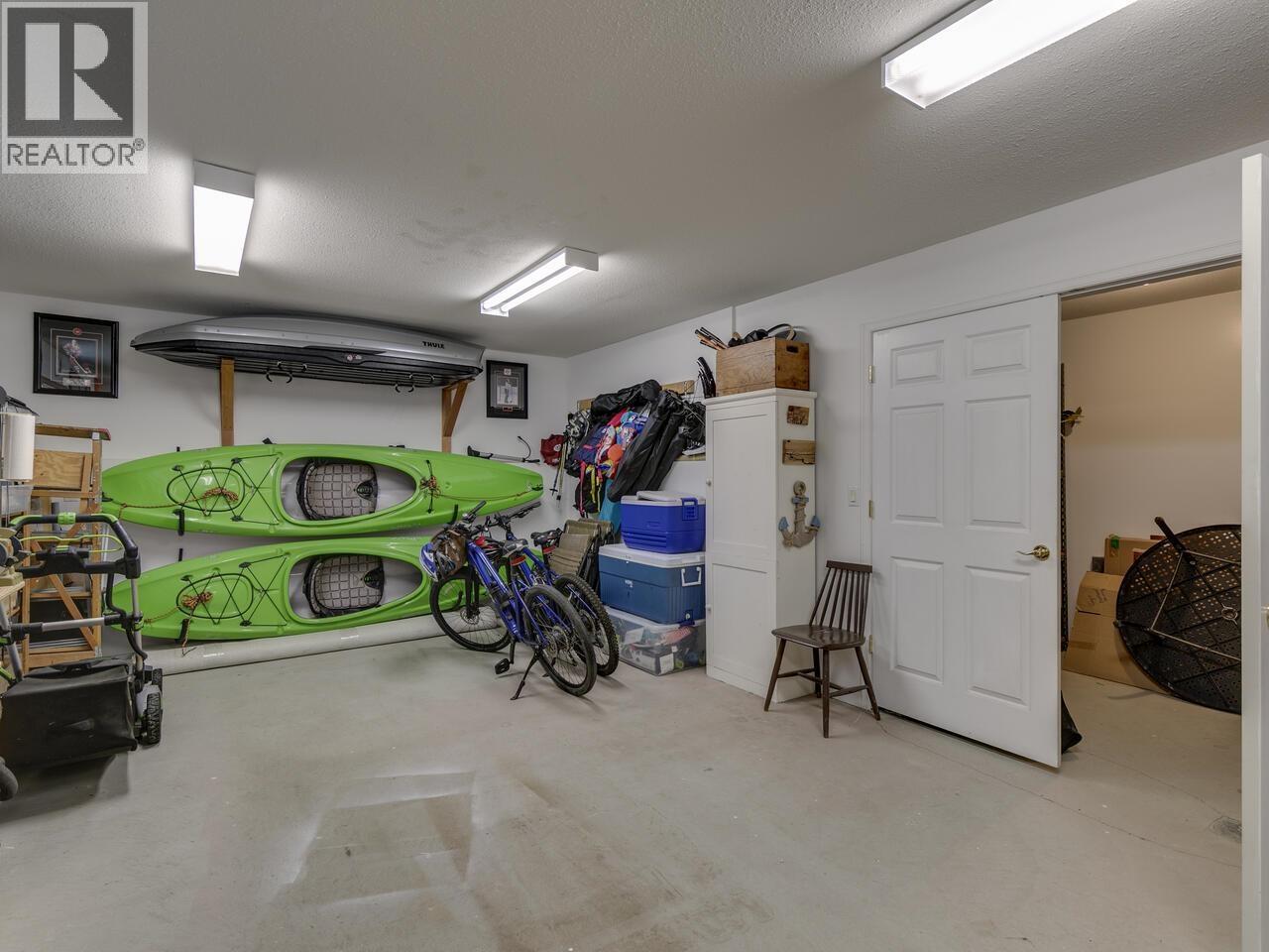5791 WINDWARD LANE, Sechelt