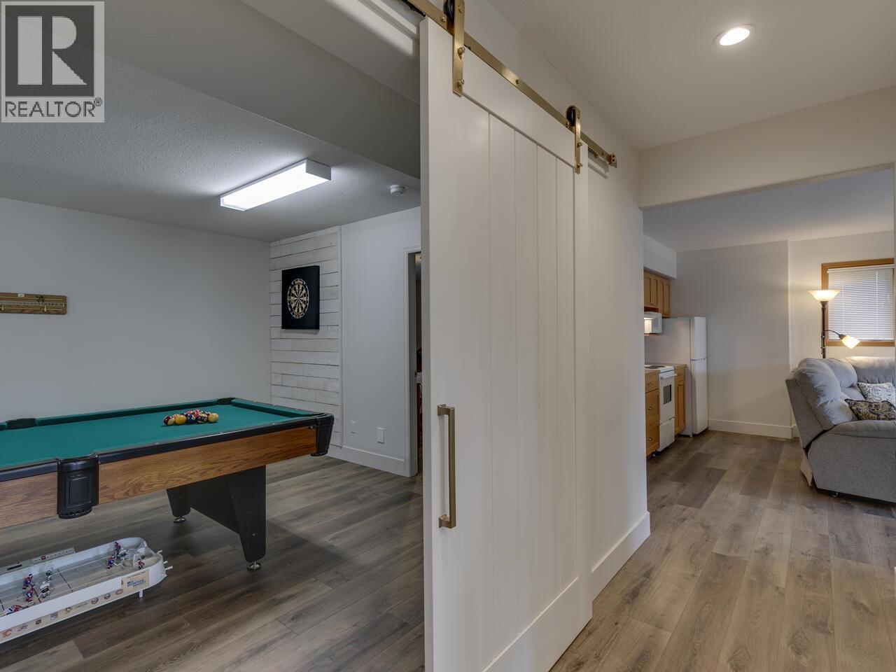 5791 WINDWARD LANE, Sechelt