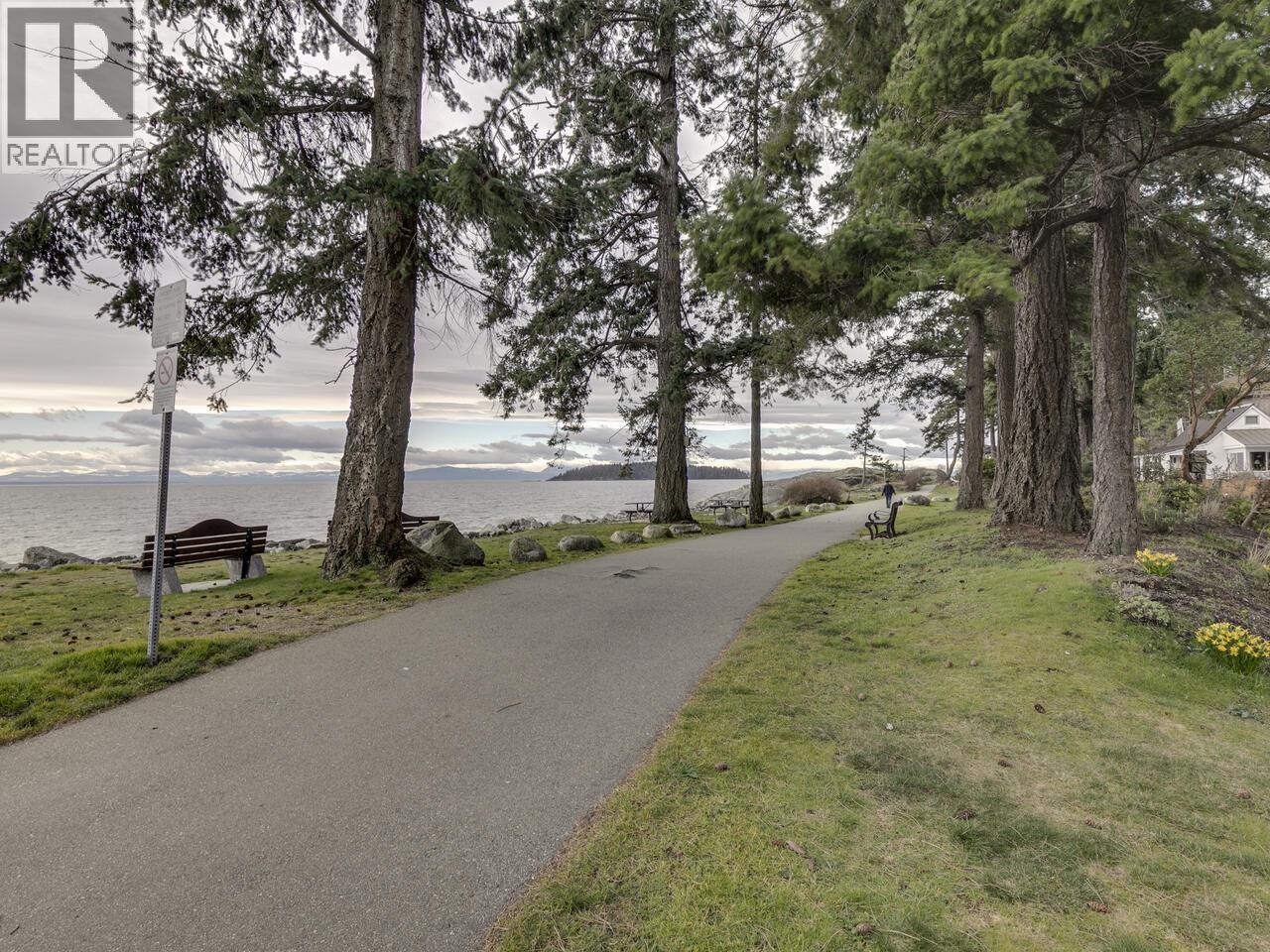 5791 WINDWARD LANE, Sechelt