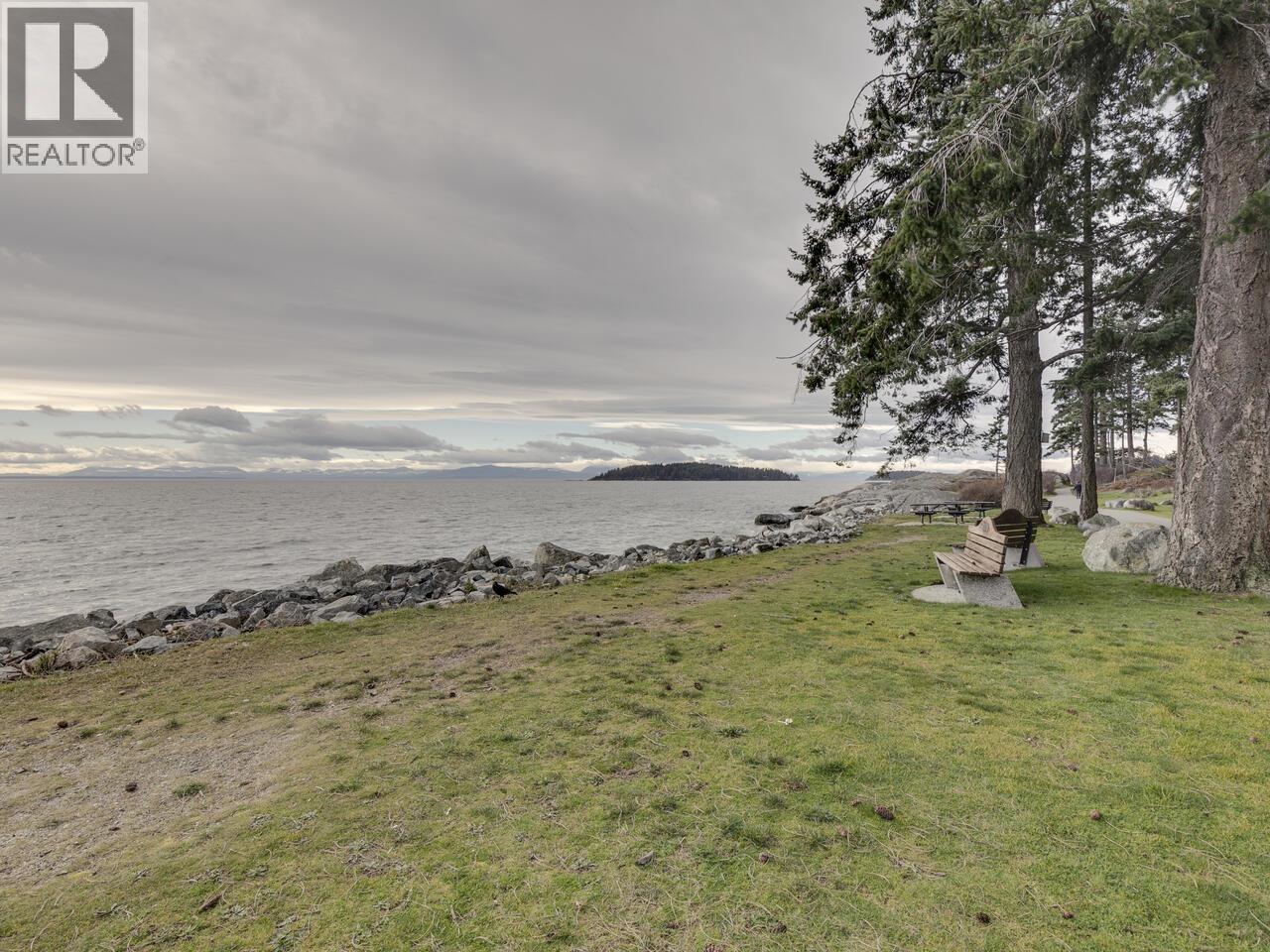 5791 WINDWARD LANE, Sechelt