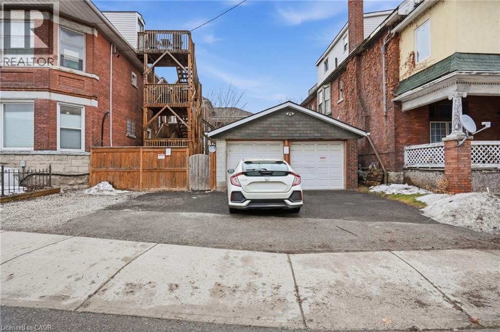 147 EMERALD Street S - 4