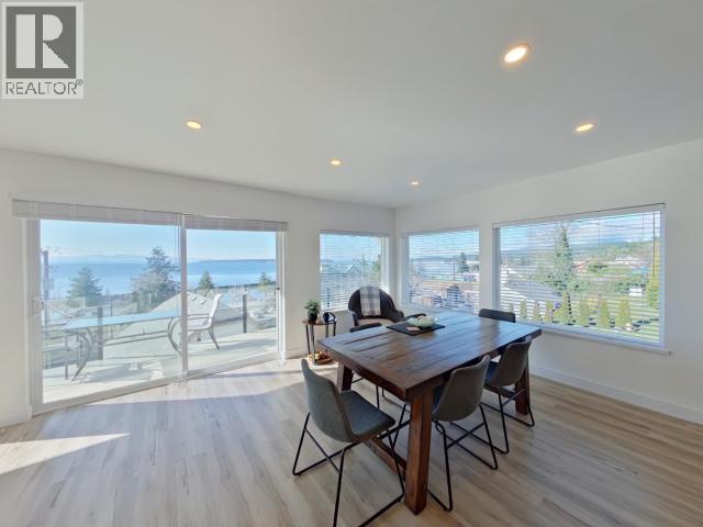 6848 COURTENAY STREET, Powell River