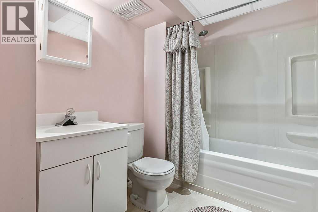 Single Family House for Sale in  Martinwood Road NE Martindale Calgary 