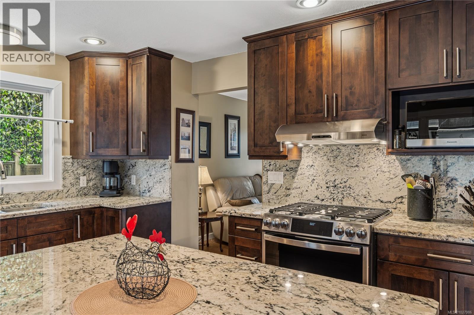 11 Sylvan Cres, Parksville