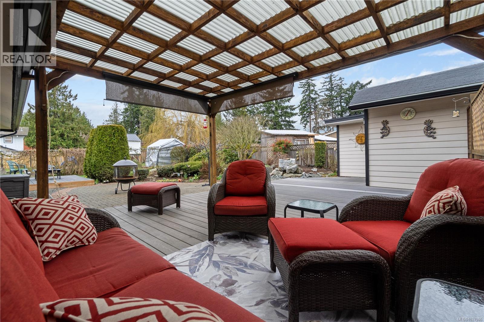 11 Sylvan Cres, Parksville