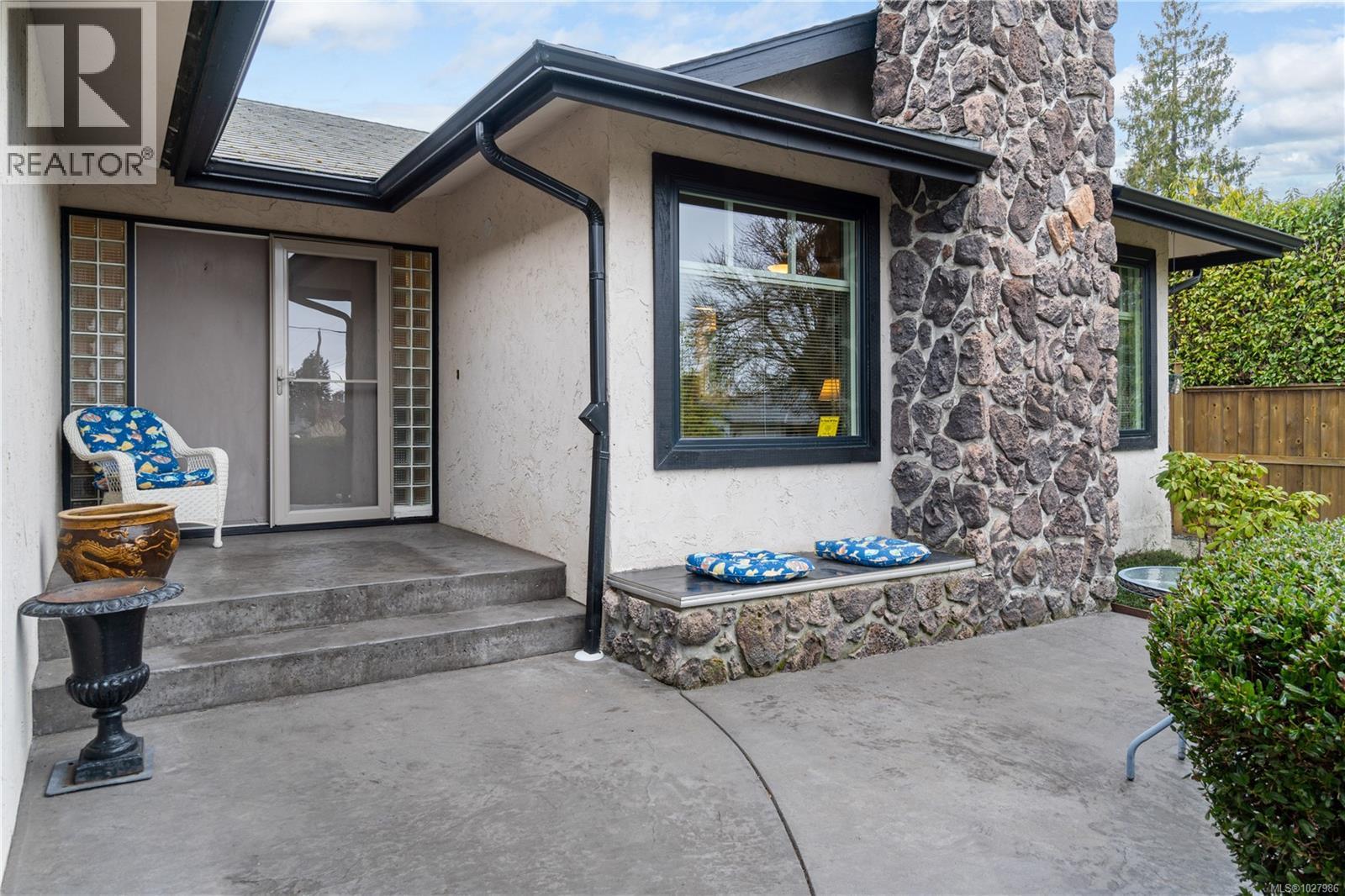 11 Sylvan Cres - 4