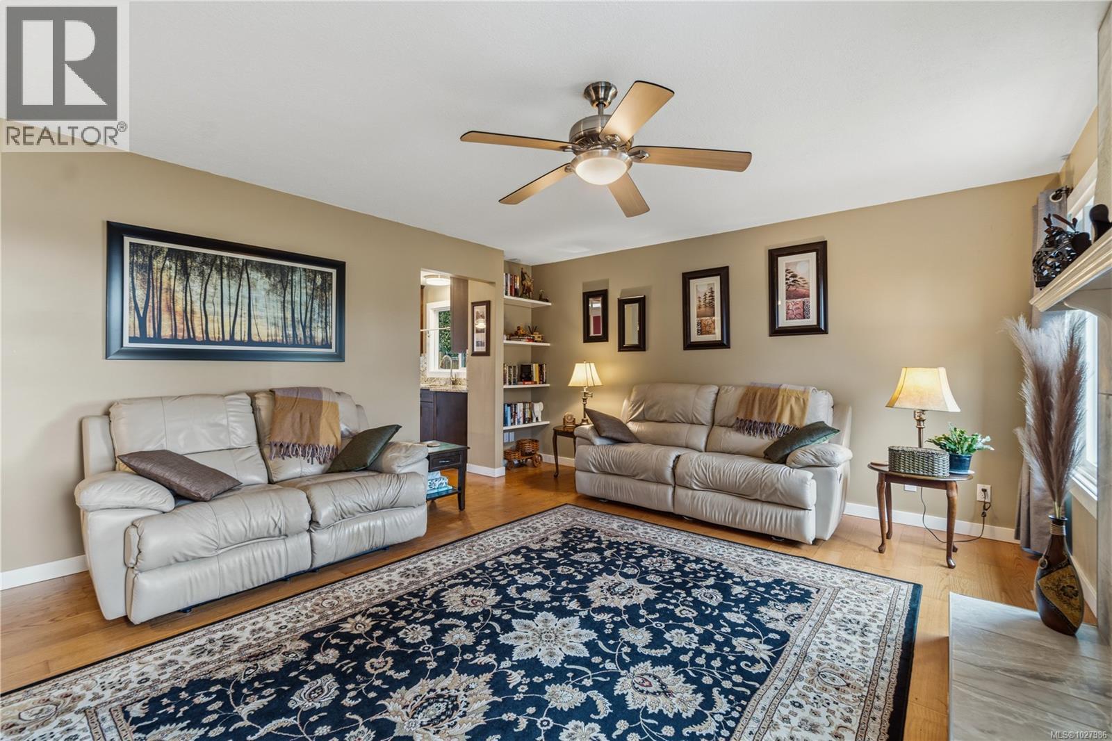 11 Sylvan Cres, Parksville