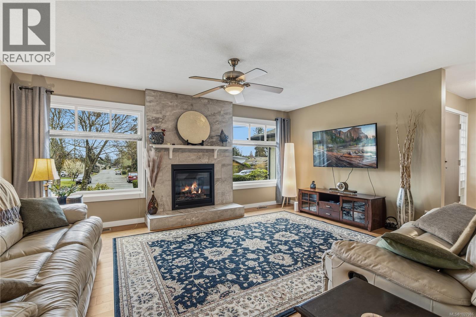 11 Sylvan Cres, Parksville