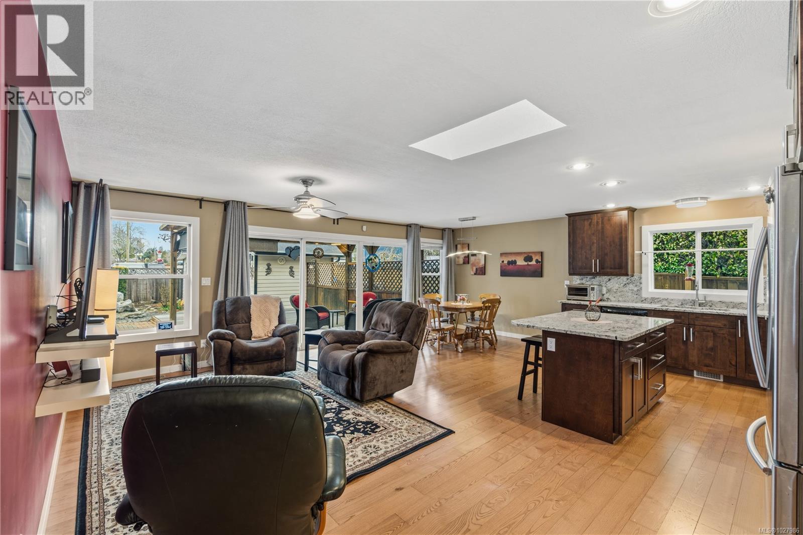 11 Sylvan Cres - 9