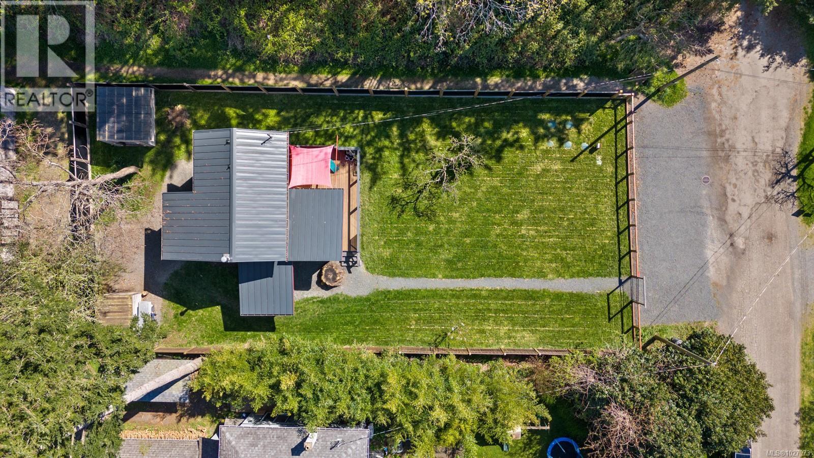 1304 Midden Rd, Comox