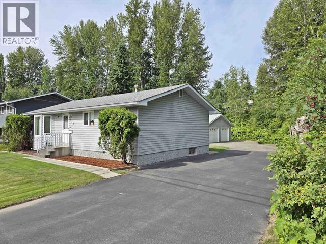 571 PERRY STREET, Quesnel
