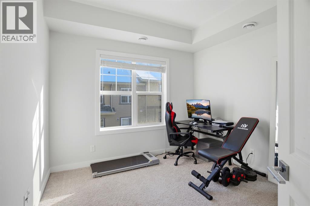 Single Family House Bungalow for Sale in  Evanscrest Gardens NW Evanston Calgary 