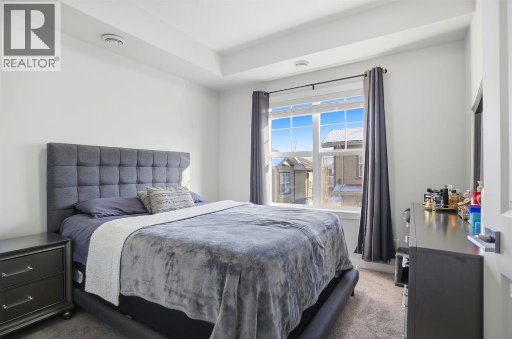 Single Family House Bungalow for Sale in  Evanscrest Gardens NW Evanston Calgary 