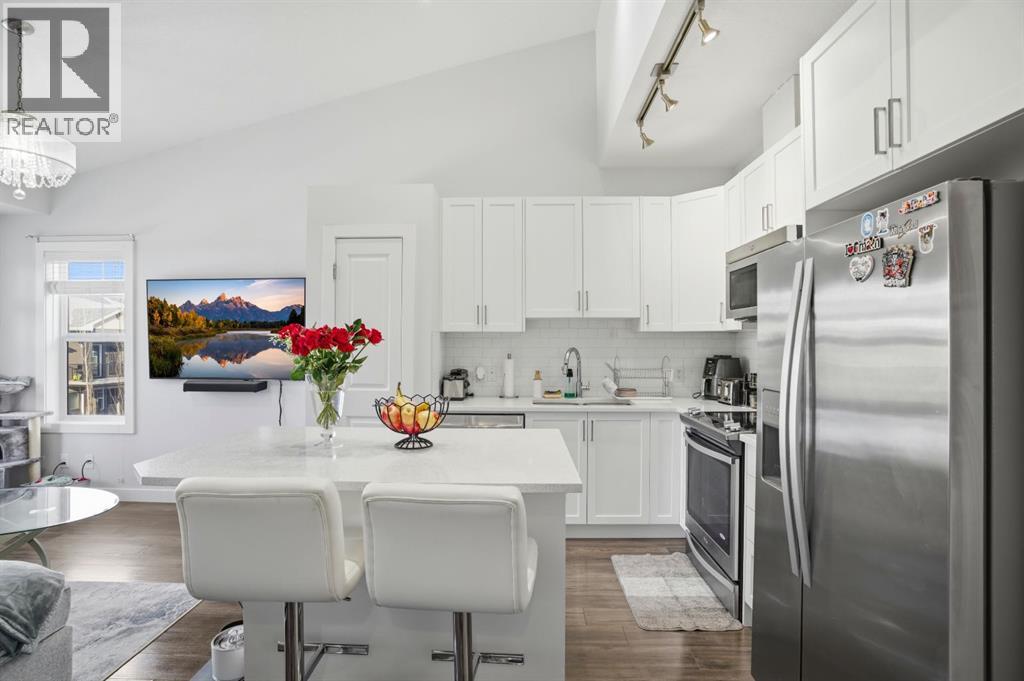 Single Family House Bungalow for Sale in  Evanscrest Gardens NW Evanston Calgary 