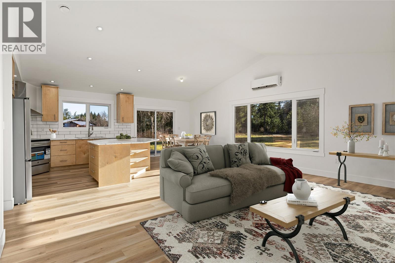 3365 Ponderosa Way, Qualicum Beach