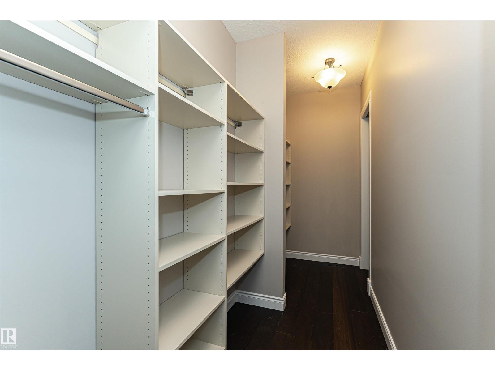 3520 WATSON PT SW, Edmonton