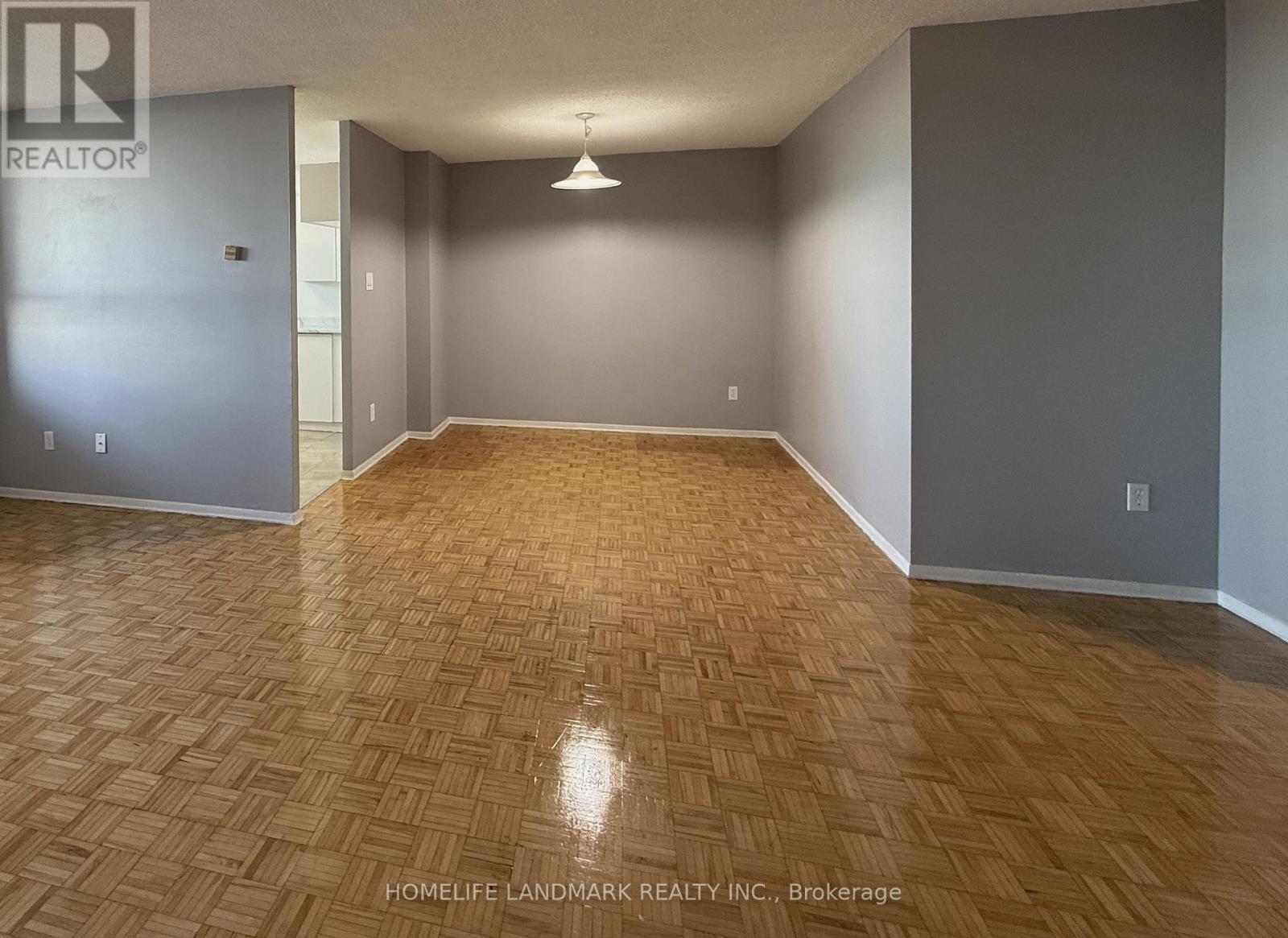 #1701 100 WINGARDEN COURT - 24