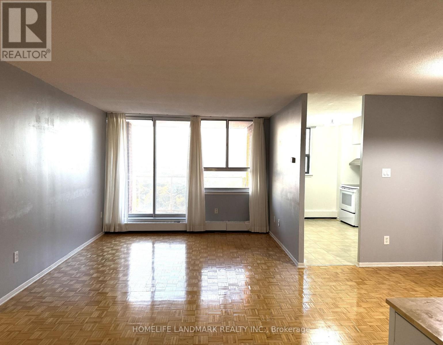 #1701 100 WINGARDEN COURT - 28