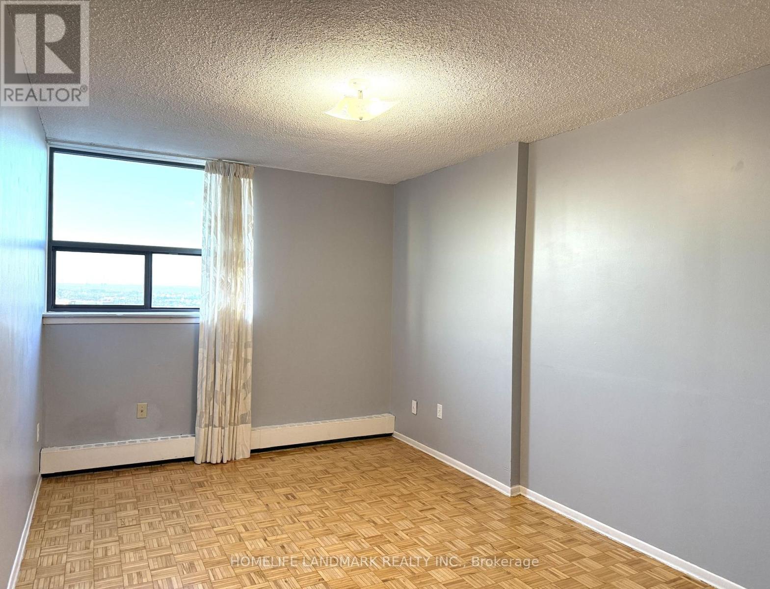 #1701 100 WINGARDEN COURT - 33