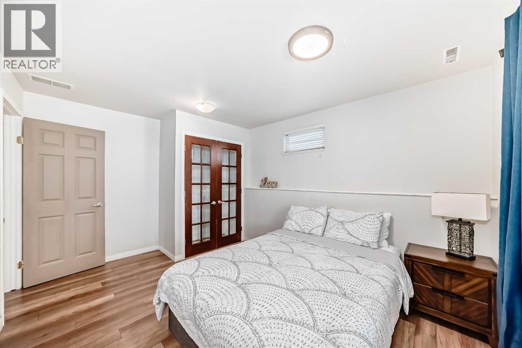 Single Family House Bungalow for Sale in  Hidden Vale Crescent NW Hidden Valley Calgary 