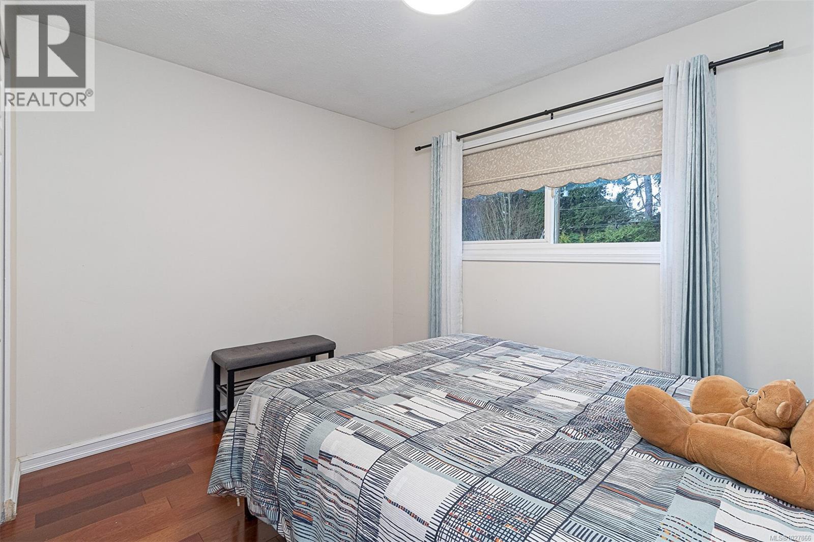 3026 Glen Lake Rd, Langford