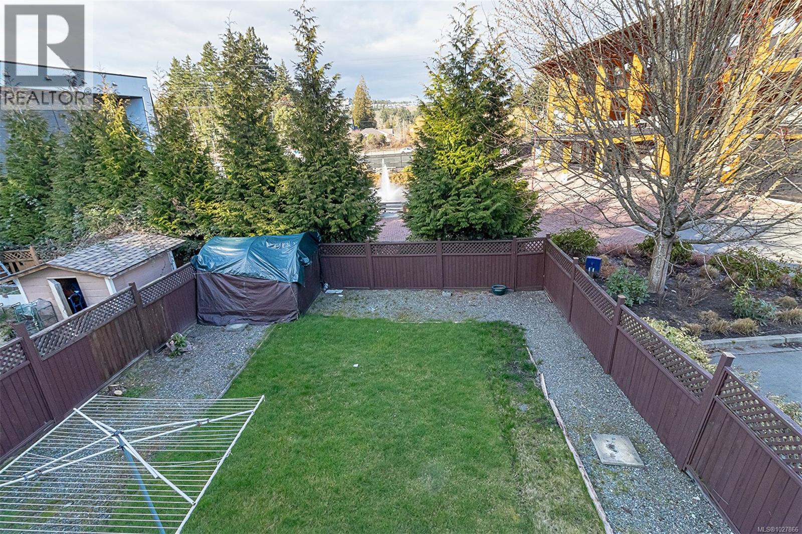 3026 Glen Lake Rd, Langford